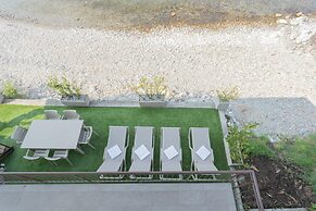 Dream Lake Apartments