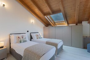 Dream Lake Apartments