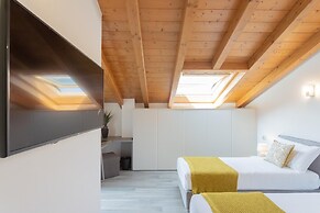 Dream Lake Apartments