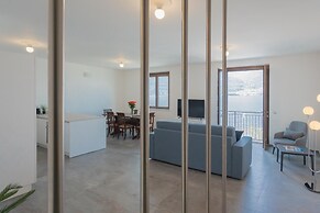 Dream Lake Apartments