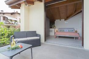 Dream Lake Apartments