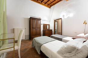 Toscanella Apartment