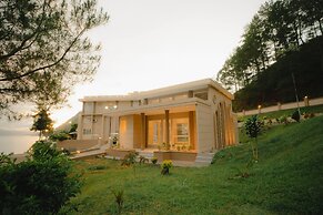 Portola Grand Renggali Hotel Takengon