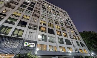 Treebo Castle Rock Inn