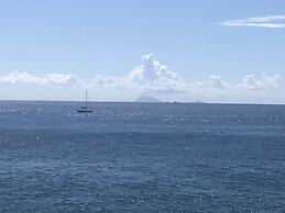 Immaculate 1-bed Apartment on Ocean View