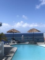 Immaculate 1-bed Apartment on Ocean View