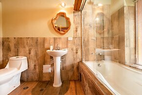 Unuwasi Hotel & Villa