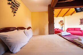 Unuwasi Hotel & Villa