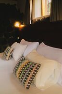 Unuwasi Hotel & Villa