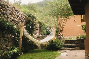 Unuwasi Hotel & Villa