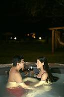 Unuwasi Hotel & Villa