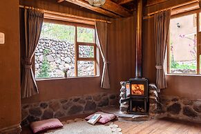 Unuwasi Hotel & Villa