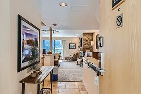 Few Minutes From Ski Resorts, Shuttle, Garage, And Beautiful Views! 2 