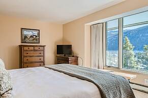 Few Minutes From Ski Resorts, Shuttle, Garage, And Beautiful Views! 2 