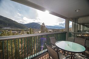 Few Minutes From Ski Resorts, Shuttle, Garage, And Beautiful Views! 2 