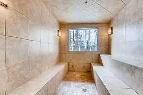 Experience Modern Relaxation & Luxury At Its Best! 2 Bedroom Condo by 