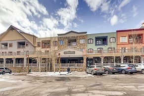 Experience Modern Relaxation & Luxury At Its Best! 2 Bedroom Condo by 