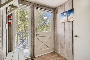 New Listing! Amazing Lake And Mountain Views At This Dillon Condo! 3 B