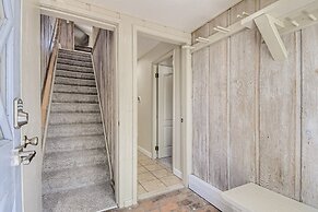 New Listing! Amazing Lake And Mountain Views At This Dillon Condo! 3 B