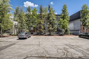 New Listing! Amazing Lake And Mountain Views At This Dillon Condo! 3 B