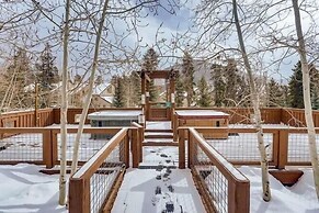 Great Location, Close To Keystone Resort, Outdoor Hot Tubs & Private D
