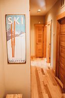 Great Location, Close To Keystone Resort, Outdoor Hot Tubs & Private D