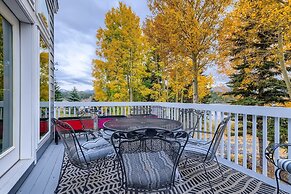 2 Bedroom PLATINUM Vacation Paradise! Hot Tub,Kick back in Style! 2 Ho