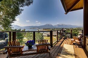 Epic Lake And Mountain Views From This Private Home! 6 Bedroom Home by
