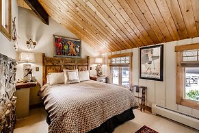 Epic Lake And Mountain Views From This Private Home! 6 Bedroom Home by