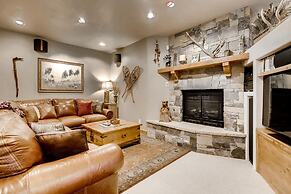 Epic Lake And Mountain Views From This Private Home! 6 Bedroom Home by