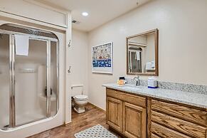 Private Hot Tub,clubhouse Access, Close To Slopes 4 Bedroom Home by Re