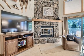 Private Hot Tub,clubhouse Access, Close To Slopes 4 Bedroom Home by Re