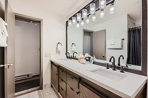 Near Lifts,couples/small Family Keystone Fun Zone 1 Bedroom Condo by R