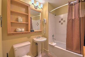 Super Cozy Condo In The Heart Of River Run Village! 1 Bedroom Condo by