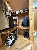 Private Hot Tub, Mountainscape Chalet! Family Paradise! 2 Bedroom Home