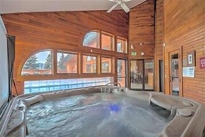 2bedroom+Loft Private Entry, Lake Views, Amazing Location, Near all Sk