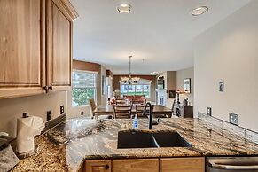 New Listing! Beautiful Frisco Condo With Lake Views! 2 Bedroom Condo b