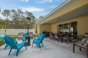 Paradise at the Palms