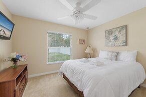 Paradise at the Palms