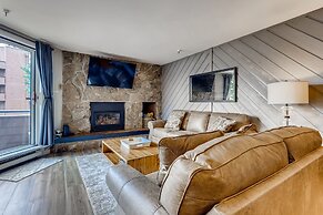 Fun Central! Located On Lake Dillon! New Listing! 2 Bedroom Condo by R