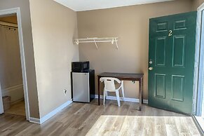 Sparta Seven Motel By OYO near Milledgeville