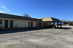 Sparta Seven Motel By OYO near Milledgeville