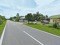 OYO 90708 D'kuala Waterfront Chalet & Boat Charters