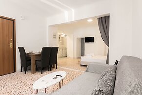 Athens Plaka Family Suites