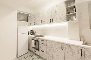 Athens Plaka Family Suites