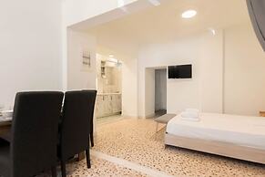 Athens Plaka Family Suites