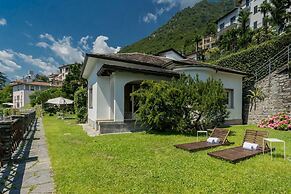 Sala Comacina Villas