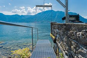 Sala Comacina Villas