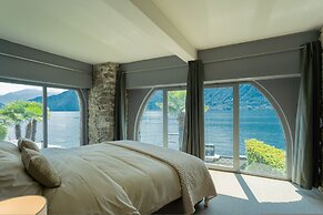 Sala Comacina Villas