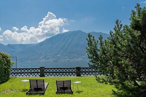 Sala Comacina Villas